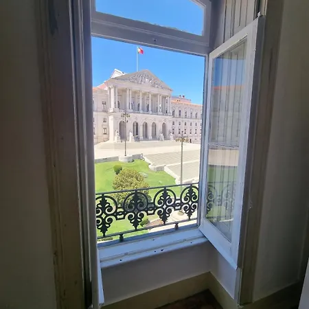Minimalist 9bed Oasis Parliament Lissabon