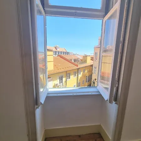 Apartament Minimalist 9bed Oasis Parliament