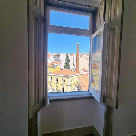 Minimalist 9bed Oasis Parliament *