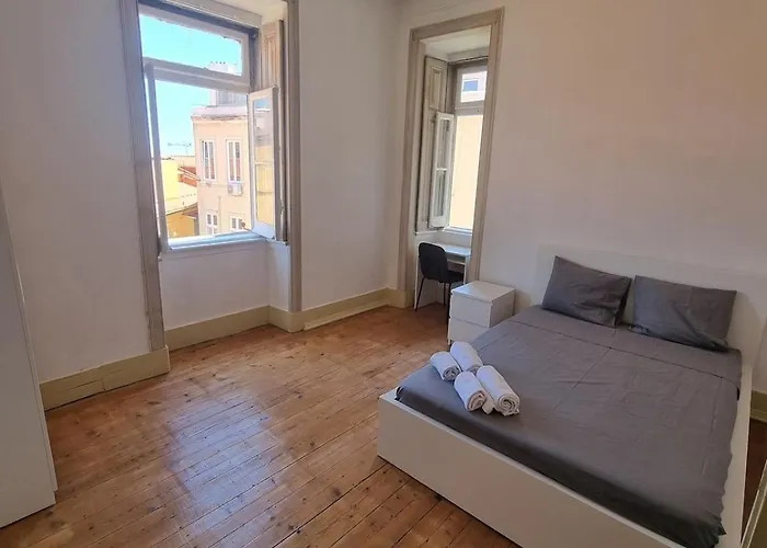 Minimalist 9bed Oasis Parliament * Лиссабон